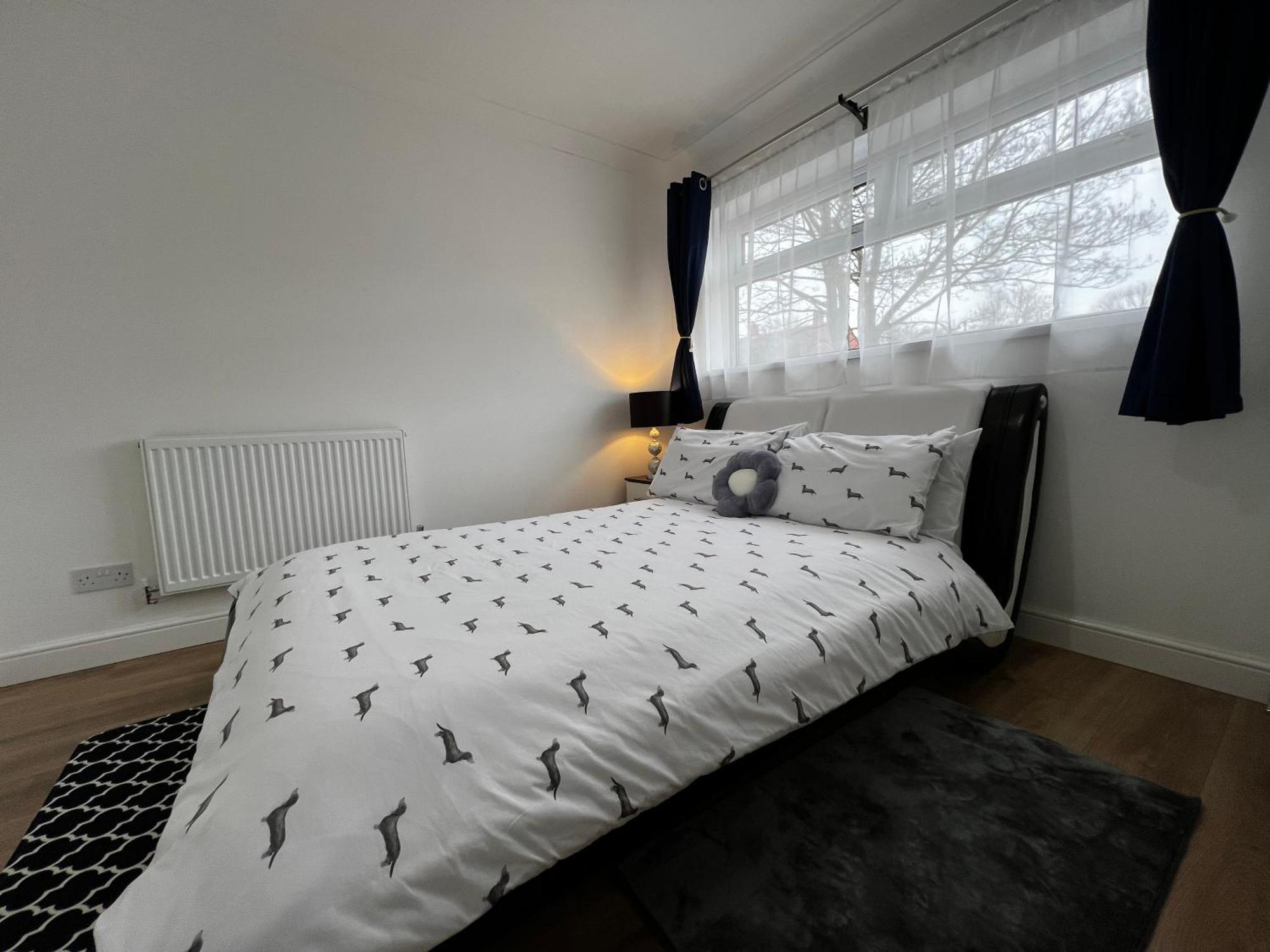 Springfield House- Near Newcastle Centre, Hospital And Keele University! Stoke-on-Trent Buitenkant foto