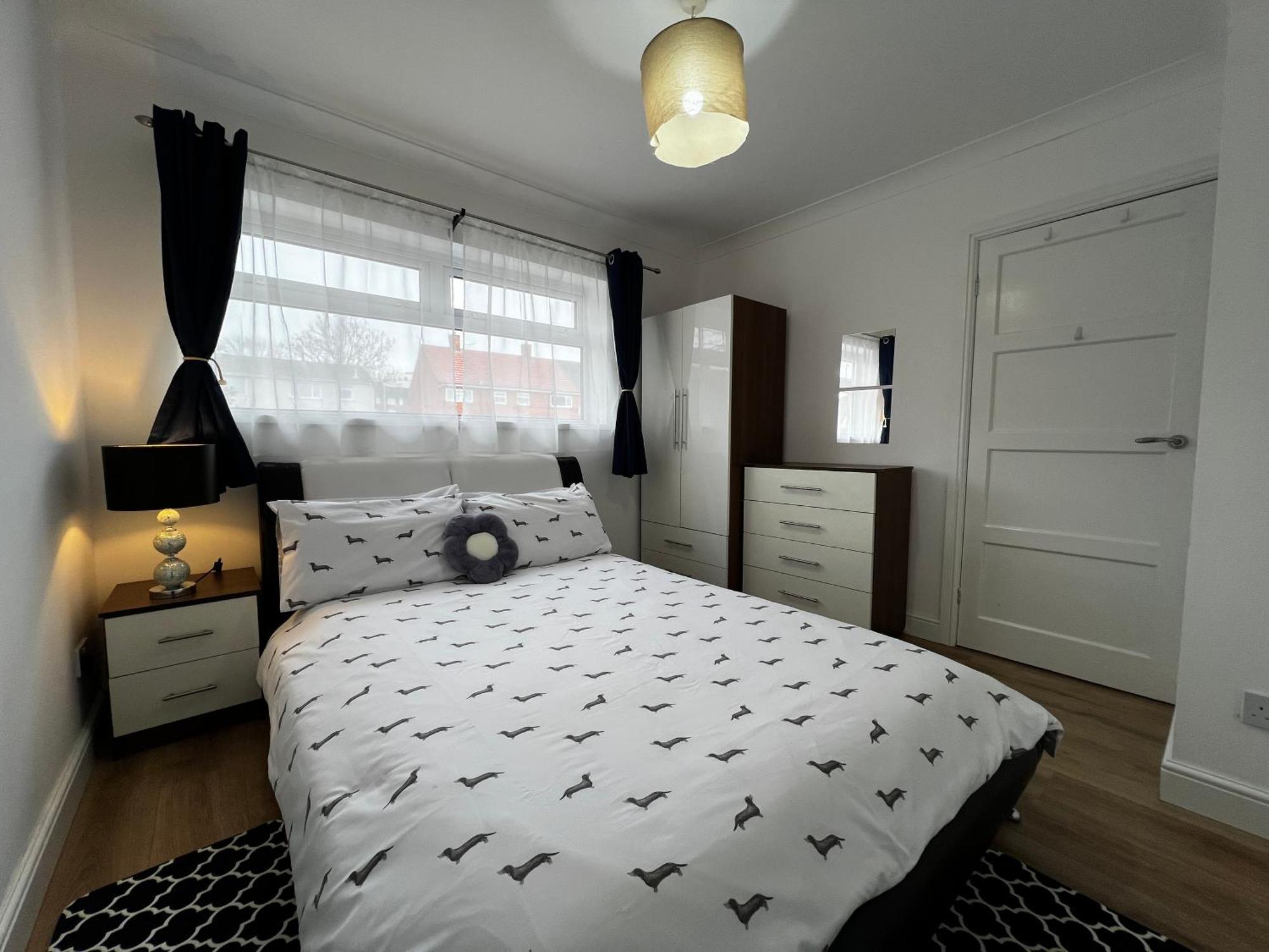 Springfield House- Near Newcastle Centre, Hospital And Keele University! Stoke-on-Trent Buitenkant foto